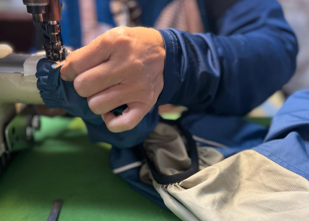 PETT2GO-handmade 
- 30-years experienced craftman 